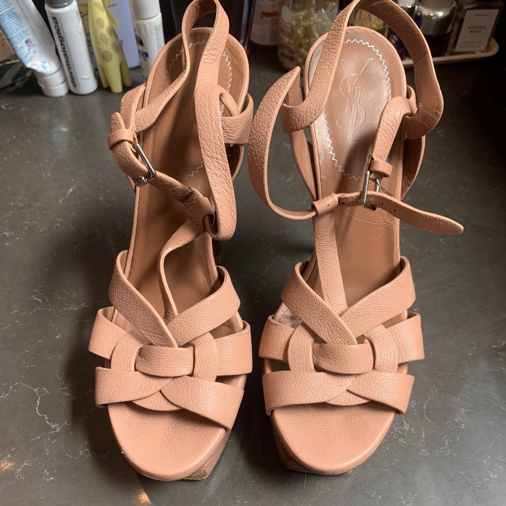 YSL Tribute Platform Sandals in Smooth Leather Nude 37